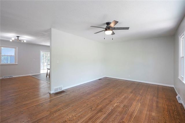 130 Kevin Street, Excelsior Springs, MO 64024