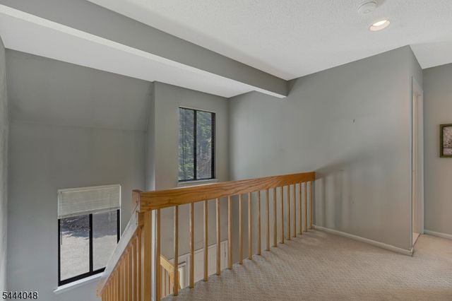 12 Carriage Pl, Edison Twp., NJ 08820