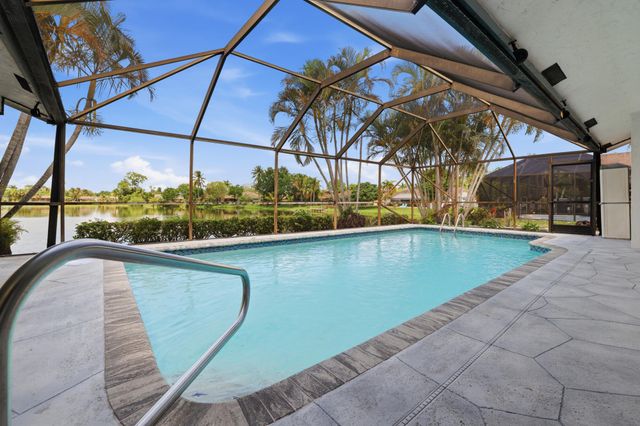 191 Parkwood Drive, Royal Palm Beach, FL 33411