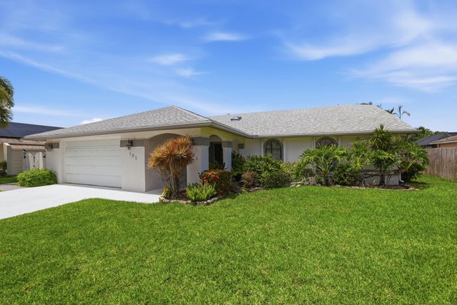 191 Parkwood Drive, Royal Palm Beach, FL 33411
