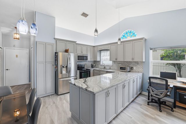 191 Parkwood Drive, Royal Palm Beach, FL 33411