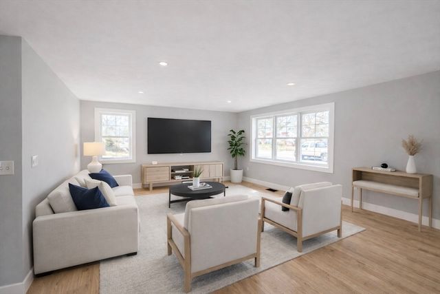 811 Main St 1, Tewksbury, MA 01876