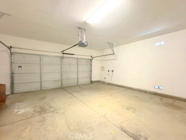 9225 Cattail Lane, Fontana, CA 92335