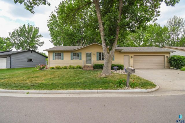 4311 W Mesa Pass Pass, Sioux Falls, SD 57106