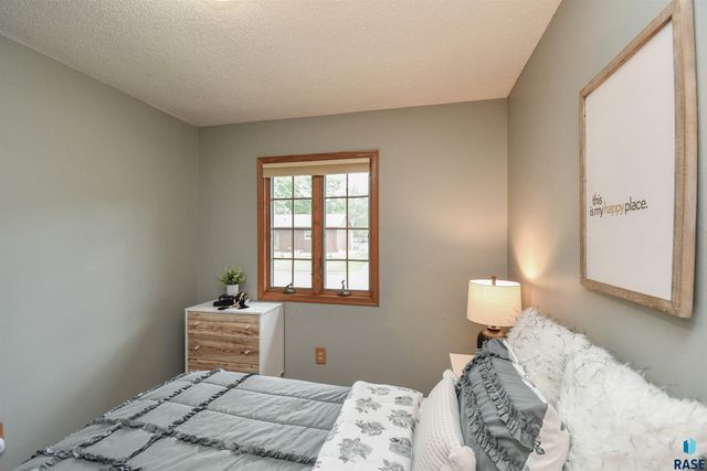4311 W Mesa Pass Pass, Sioux Falls, SD 57106