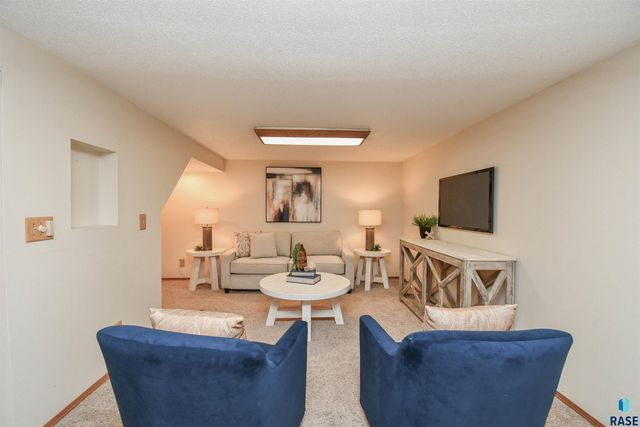 4311 W Mesa Pass Pass, Sioux Falls, SD 57106