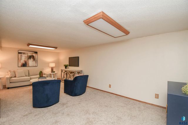 4311 W Mesa Pass Pass, Sioux Falls, SD 57106