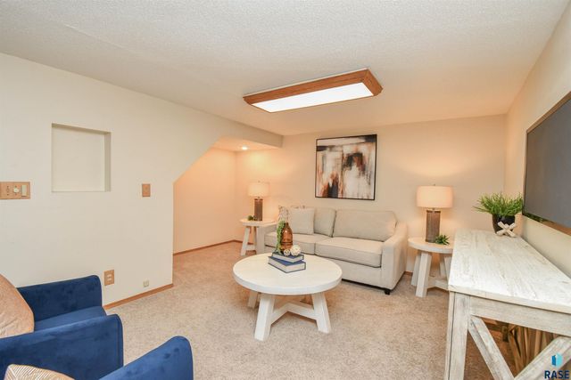 4311 W Mesa Pass Pass, Sioux Falls, SD 57106