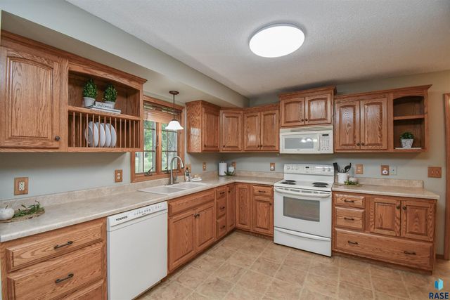 4311 W Mesa Pass Pass, Sioux Falls, SD 57106