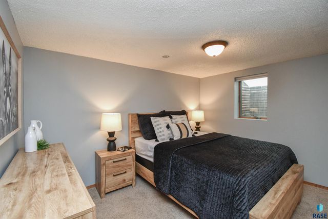 4311 W Mesa Pass Pass, Sioux Falls, SD 57106