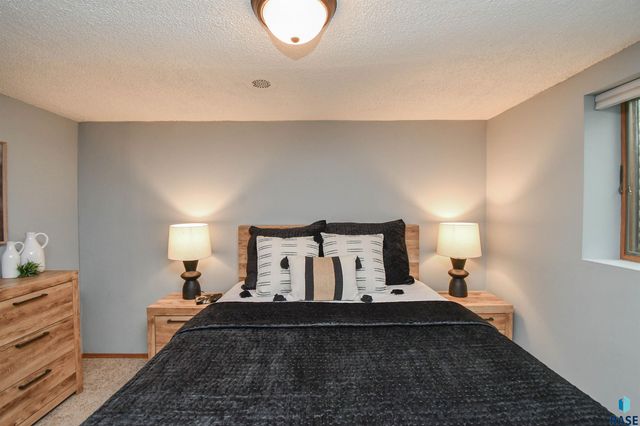4311 W Mesa Pass Pass, Sioux Falls, SD 57106