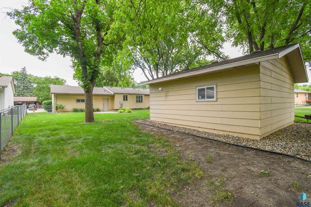 4311 W Mesa Pass Pass, Sioux Falls, SD 57106
