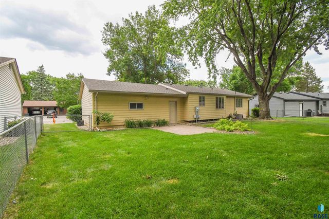 4311 W Mesa Pass Pass, Sioux Falls, SD 57106
