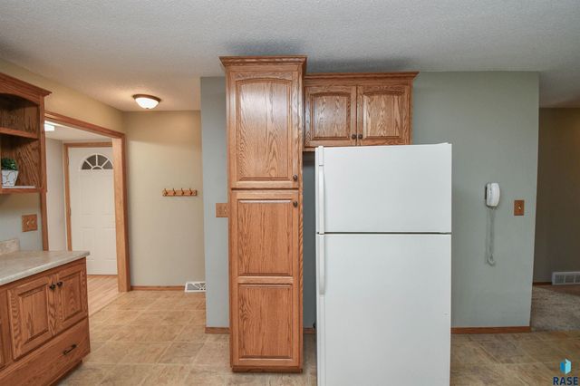 4311 W Mesa Pass Pass, Sioux Falls, SD 57106