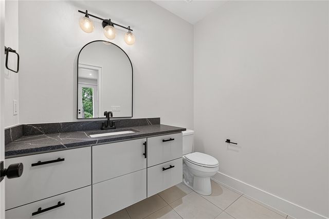 8913 Anew Road, Rogers, AR 72756