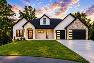 8913 Anew Road, Rogers, AR 72756