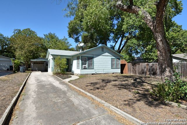 730 ROOSEVELT ST, New Braunfels, TX 78130
