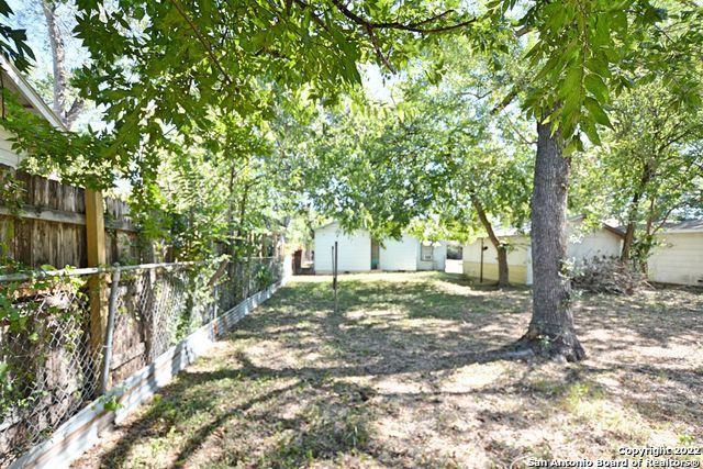 730 ROOSEVELT ST, New Braunfels, TX 78130
