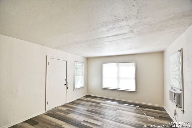 730 ROOSEVELT ST, New Braunfels, TX 78130