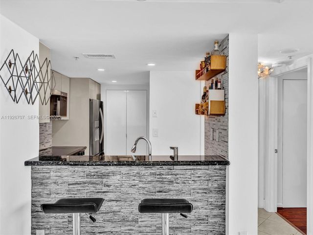 650 West Ave 1605, Miami Beach, FL 33139