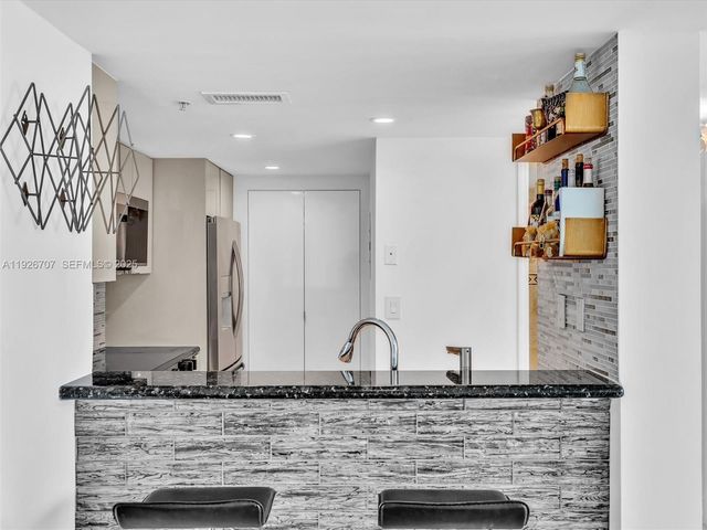 650 West Ave 1605, Miami Beach, FL 33139