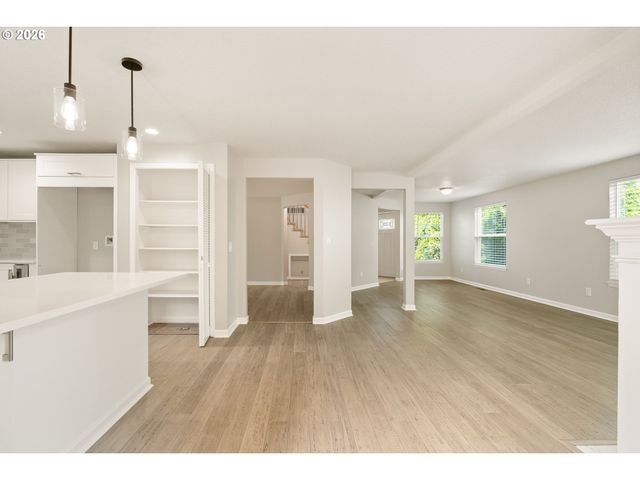 10805 Sw 106TH Ave, Portland, OR 97223