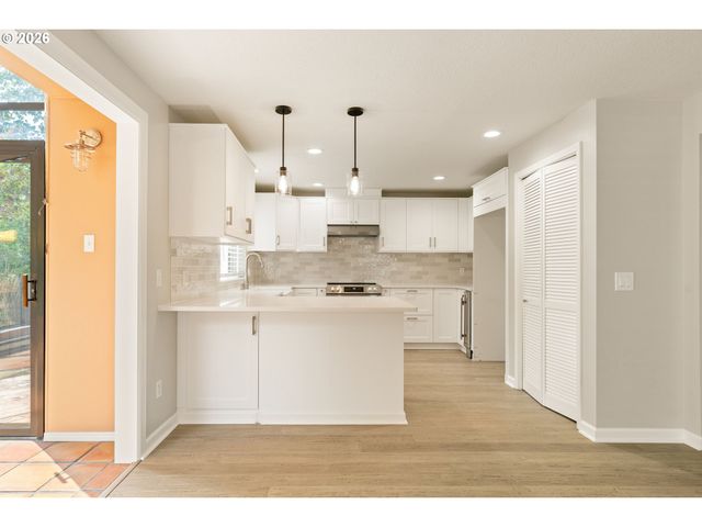 10805 Sw 106TH Ave, Portland, OR 97223