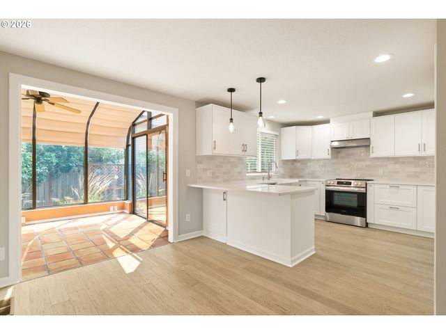 10805 Sw 106TH Ave, Portland, OR 97223