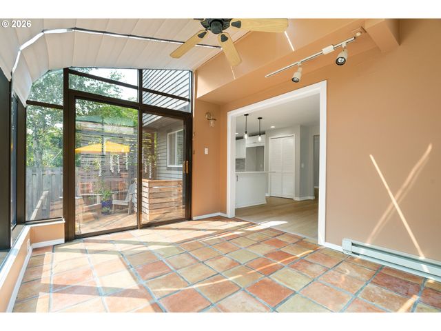 10805 Sw 106TH Ave, Portland, OR 97223