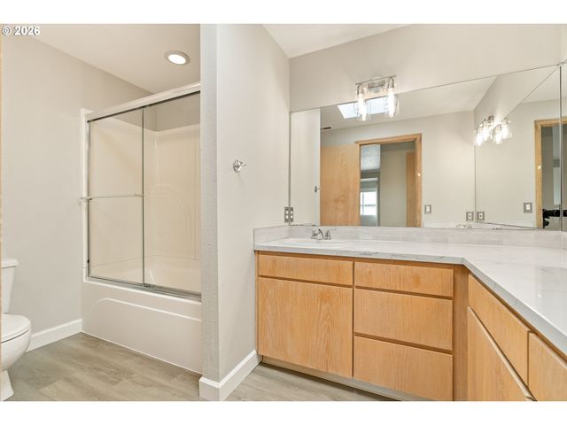 10805 Sw 106TH Ave, Portland, OR 97223