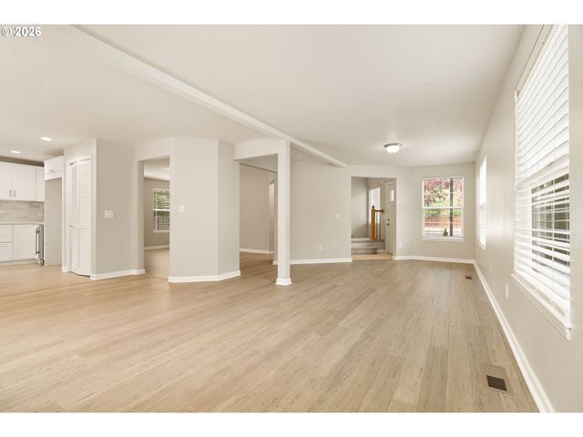 10805 Sw 106TH Ave, Portland, OR 97223