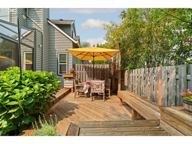 10805 Sw 106TH Ave, Portland, OR 97223