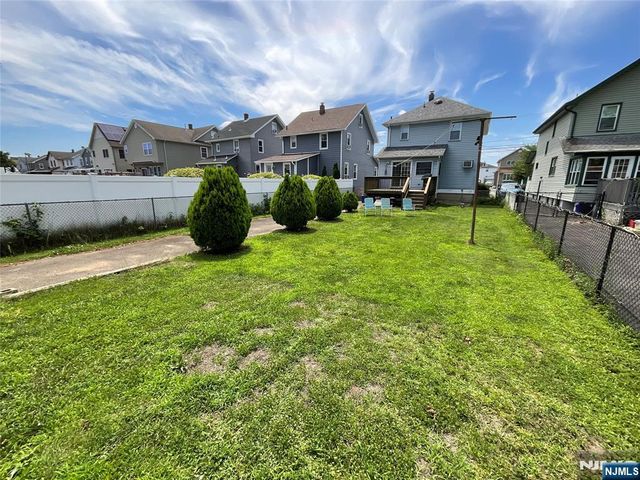 143 Page Avenue, Lyndhurst, NJ 07071