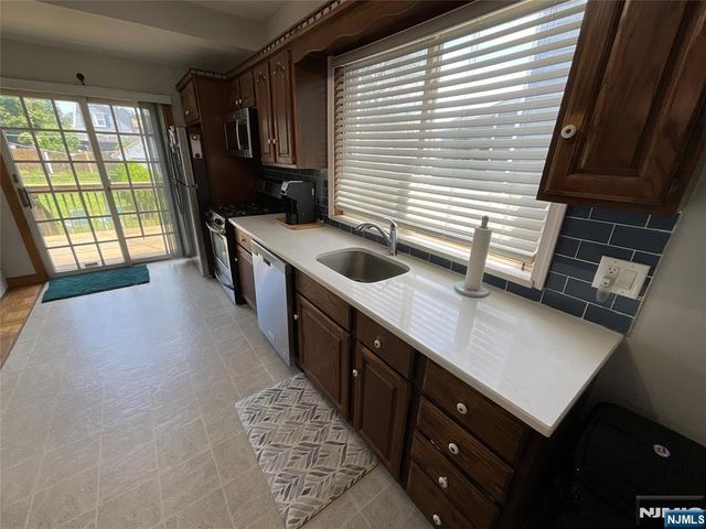 143 Page Avenue, Lyndhurst, NJ 07071