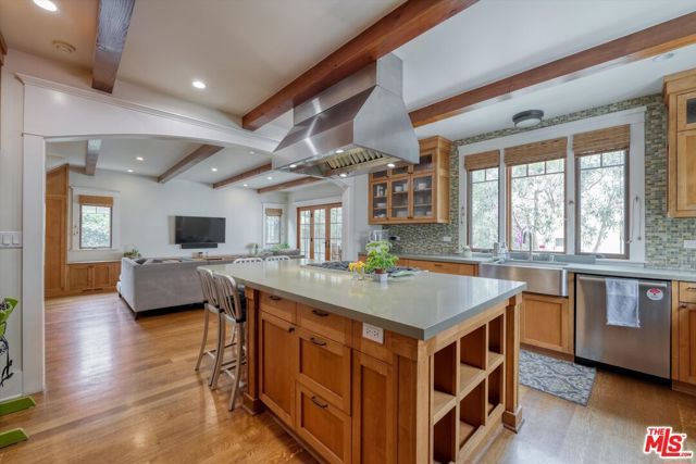 933 Venezia Avenue, Venice (los Angeles), CA 90291