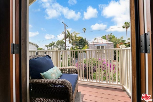 933 Venezia Avenue, Venice (los Angeles), CA 90291