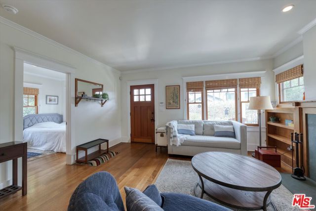 933 Venezia Avenue, Venice (los Angeles), CA 90291