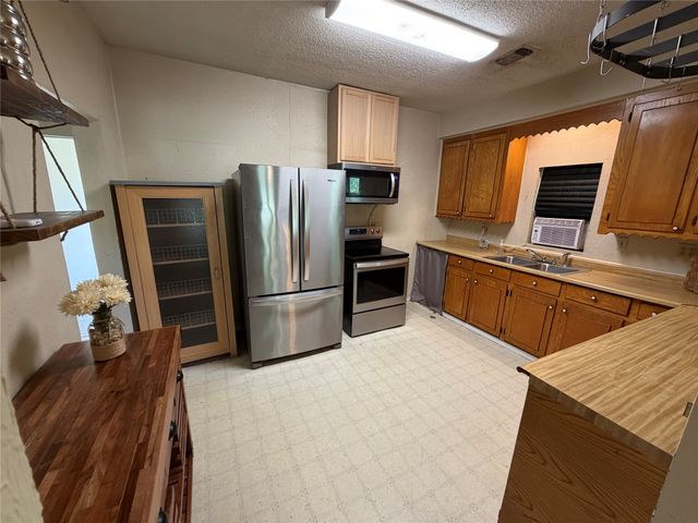 8041 State Highway 11, Sherman, TX 75090