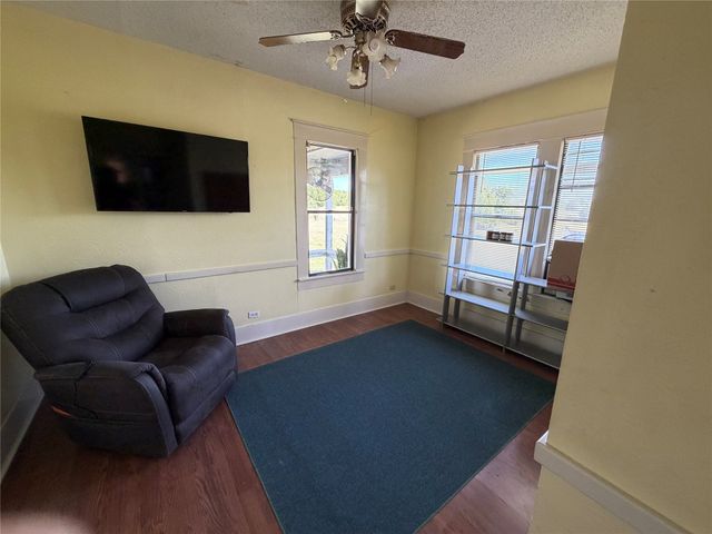 8041 State Highway 11, Sherman, TX 75090