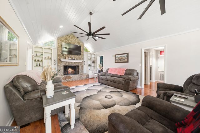 118 Pinecrest Drive NE, Milledgeville, GA 31061