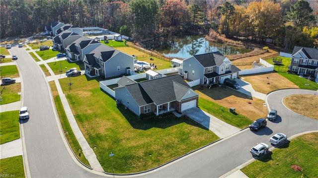 109 Green CT, Carrollton, VA 23314