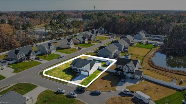 109 Green CT, Carrollton, VA 23314