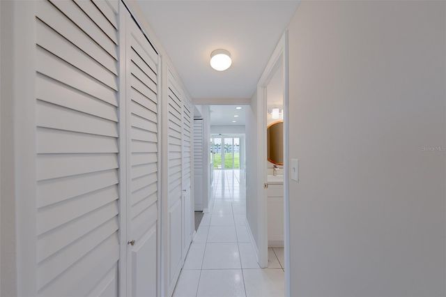 4715 BAY STREET NE 132, St Petersburg, FL 33703