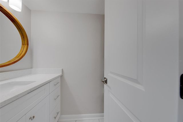 4715 BAY STREET NE 132, St Petersburg, FL 33703
