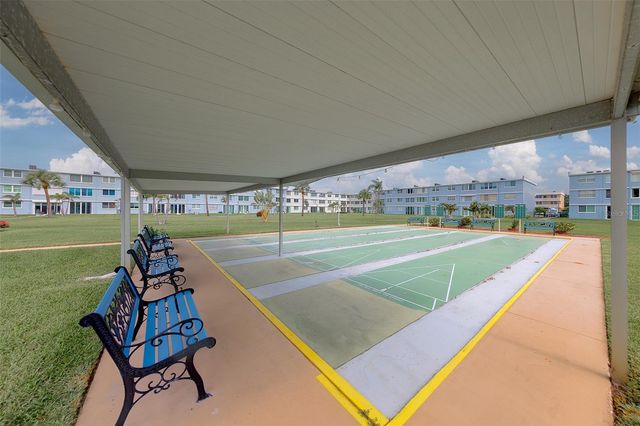 4715 BAY STREET NE 132, St Petersburg, FL 33703