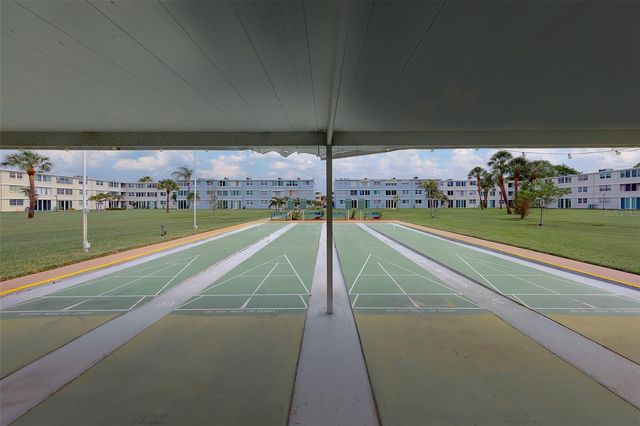 4715 BAY STREET NE 132, St Petersburg, FL 33703