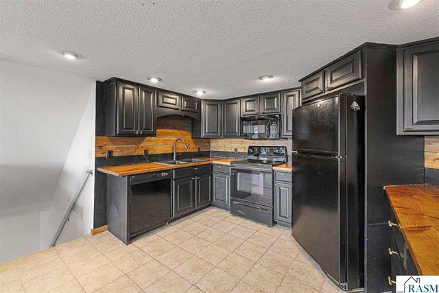 1234 Baker Bay Road, Kasota, MN 56050