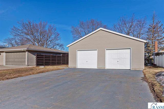 1234 Baker Bay Road, Kasota, MN 56050