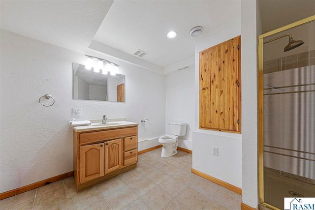 1234 Baker Bay Road, Kasota, MN 56050