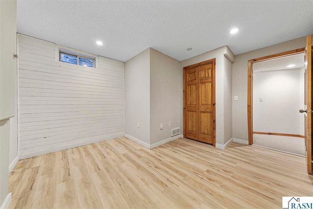 1234 Baker Bay Road, Kasota, MN 56050